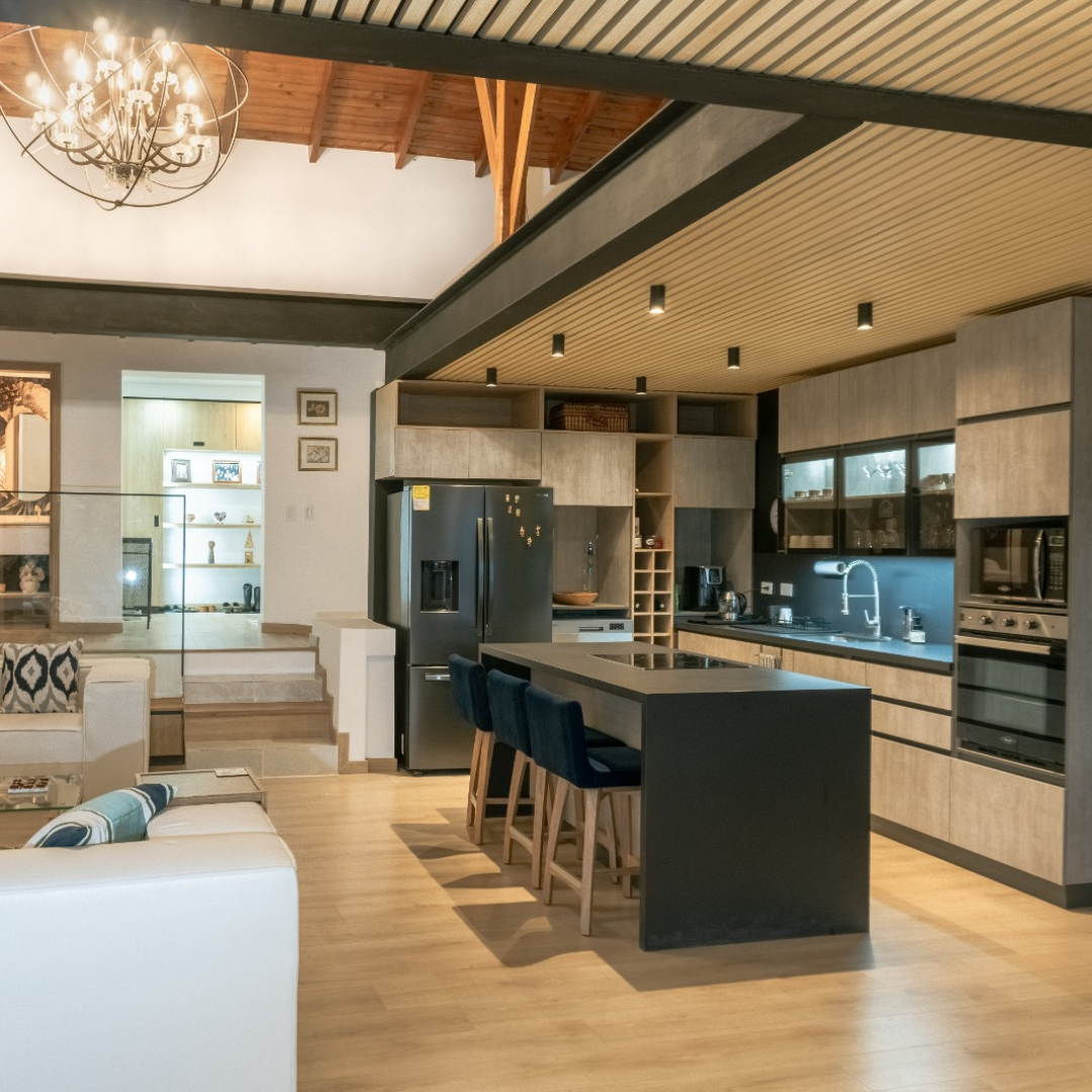 Casa La Trini — Casa campestre de lujo en La Ceja, Antioquia